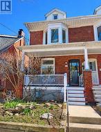 BASEMENT - 11 KEYSTONE AVENUE Toronto, ON M4C 1G9