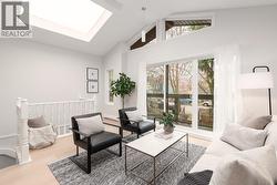 721 E PENDER STREET  Vancouver, BC V6A 1V8