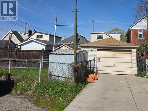 214 Fairfield Avenue, Hamilton, ON - Outdoor