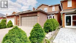 71 OLIVEWOOD DRIVE Markham, ON L3S 3E2