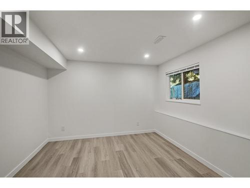 1344 Prairie Avenue, Port Coquitlam, BC - Indoor Photo Showing Other Room