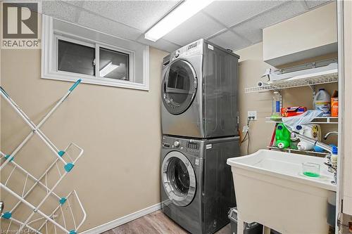 241 Guelph Avenue, Cambridge, ON - Indoor Photo Showing Laundry Room