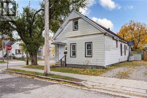 Light-colored siding exterior with a dark trim accent - 1 Rathgar Street, London, ON - Outdoor