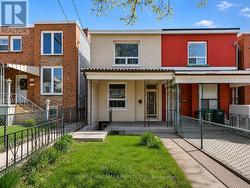 141 PALMERSTON AVENUE Toronto, ON M6J 2J2