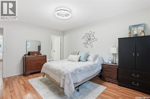 12 80 Berini Drive, Saskatoon, SK - Indoor Photo Showing Bedroom