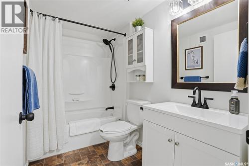12 80 Berini Drive, Saskatoon, SK - Indoor Photo Showing Bathroom