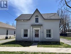 13 HENRY STREET Barrie (Queen's Park), ON L4N 1C5