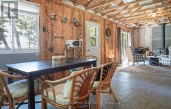Dining Area - 