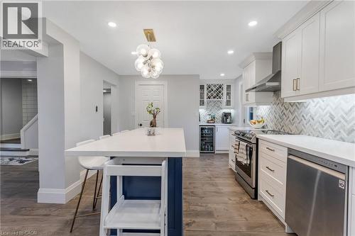 129 Ahrens Street W, Kitchener, ON - Indoor Photo Showing Kitchen With Stainless Steel Kitchen With Upgraded Kitchen
