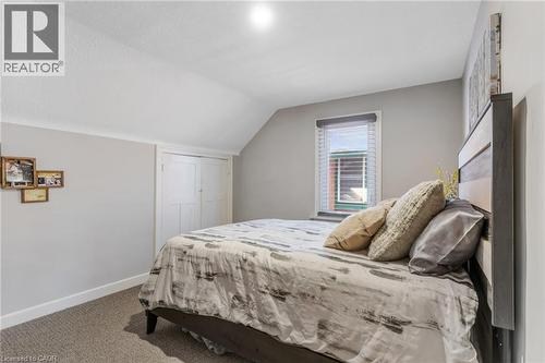 129 Ahrens Street W, Kitchener, ON - Indoor Photo Showing Bedroom