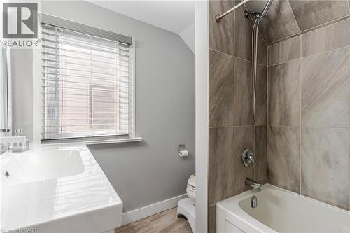 129 Ahrens Street W, Kitchener, ON - Indoor Photo Showing Bathroom