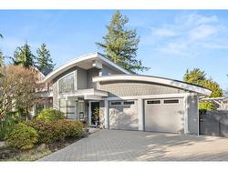 15461 18TH AVENUE Surrey, BC V4A 1X1