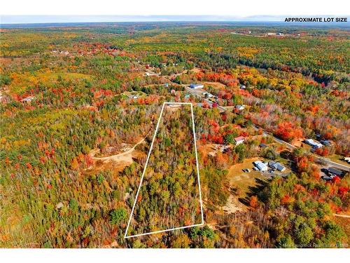 19 Slope Rd, Minto, NB 