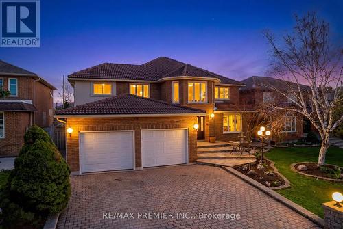 112 BOURBON STREET  Vaughan, ON L4L 6Y9
