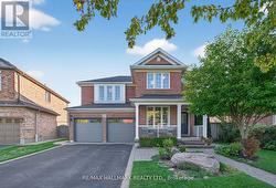 12 FOREST MANOR PLACE Markham, ON L6E 1E7