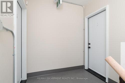 127 Victoria Avenue S, Hamilton, ON - Indoor Photo Showing Other Room