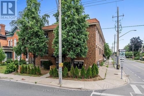 127 Victoria Avenue S, Hamilton, ON - Outdoor