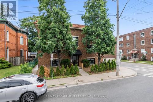 127 Victoria Avenue S, Hamilton, ON - Outdoor