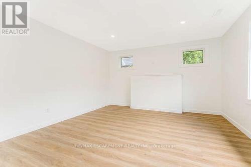 127 Victoria Avenue S, Hamilton, ON - Indoor Photo Showing Other Room