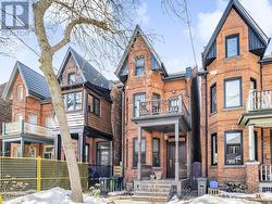 40 FULLER AVENUE Toronto, ON M6R 2C3