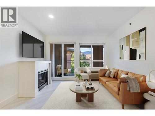 1099 Sunset Drive Unit# 432  Kelowna, BC V1Y 9Z2