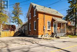 133 NELSON STREET E Carleton Place, ON K7C 1A3