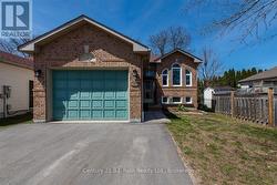 116 DYER DRIVE Wasaga Beach, ON L9Z 1E5