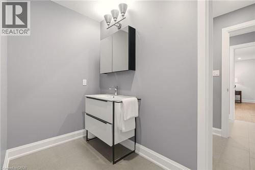 1354 No 1 Side Road, Burlington, ON - Indoor