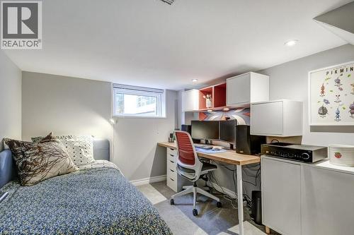2180 Caroline Street, Burlington, ON - Indoor