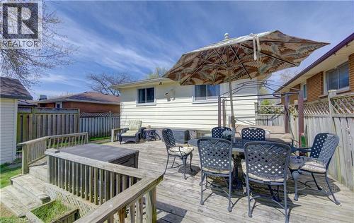 100 Johanna Drive, Cambridge, ON - Outdoor With Deck Patio Veranda With Exterior