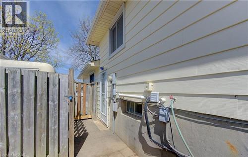 100 Johanna Drive, Cambridge, ON - Outdoor With Exterior