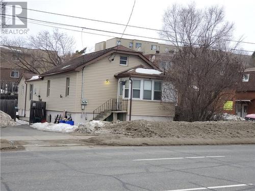 1215 Notre Dame Avenue  Greater Sudbury, ON P3A 2T8
