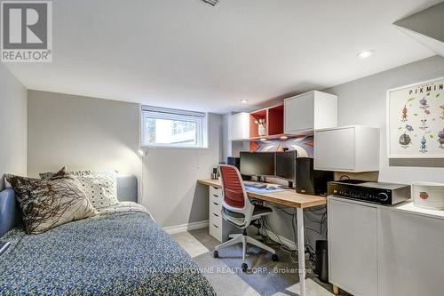 2180 Caroline Street, Burlington, ON - Indoor