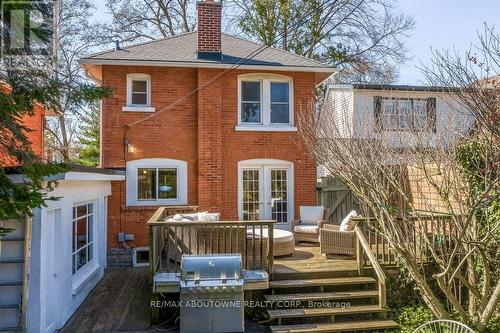 2180 Caroline Street, Burlington, ON - Outdoor