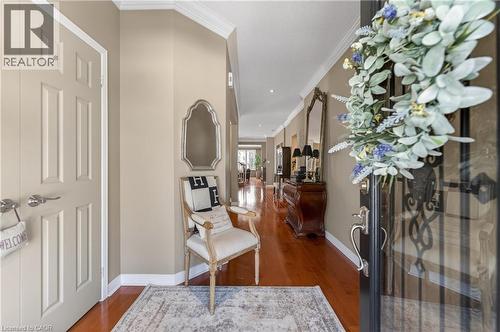 4266 Clubview Drive, Burlington, ON - Indoor Photo Showing Other Room