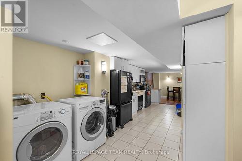basement laundry - 1986 Fairbanks Avenue, Ottawa, ON - Indoor Photo Showing Laundry Room