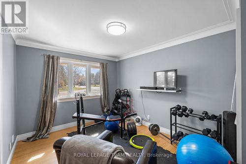 was diningroom now den excersize are - 1986 Fairbanks Avenue, Ottawa, ON - Indoor Photo Showing Gym Room