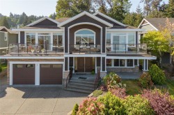 5615 Oceanview Terr Nanaimo, BC V9V 1G6
