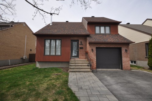 3344 Rue Pierre-Thomas-Hurteau  Longueuil (Saint-Hubert), QC J3Y 8P3