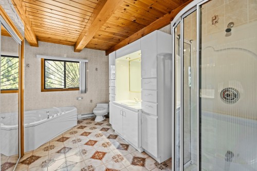 Salle de bains attenante à la CCP - 131 Rue Des Bouleaux, Entrelacs, QC - Indoor Photo Showing Bathroom
