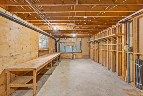 Atelier - 131 Rue Des Bouleaux, Entrelacs, QC - Indoor