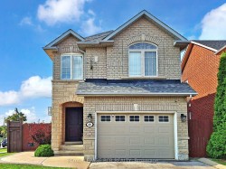 28 Wakely Boulevard  Caledon, ON L7E 2G9