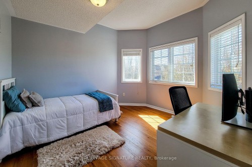 3798 Swiftdale Drive, Mississauga, ON - Indoor Photo Showing Bedroom