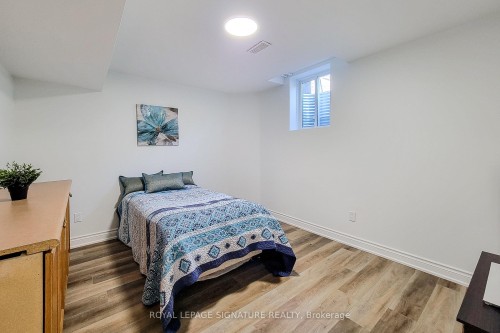 3798 Swiftdale Drive, Mississauga, ON - Indoor Photo Showing Bedroom