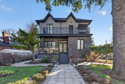 32 Cliffcrest Drive  Toronto, ON M1M 2K2