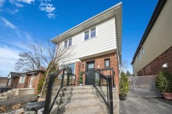 Main-49 Manderley Drive  Toronto, ON M1N 3E8