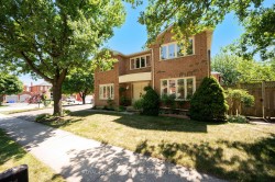 2921 Caradoc Lane  Oakville, ON L6J 6W4