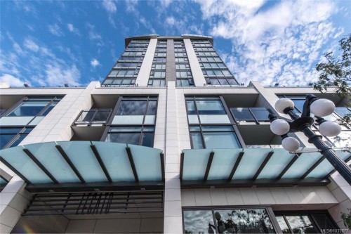 605-960 Yates St  Victoria, BC V8V 3M3