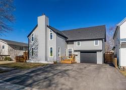 60 10th ST Portage La Prairie, MB R1N 2P8