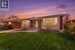 21 CRANE Court  Hamilton, ON L9A 3Z1